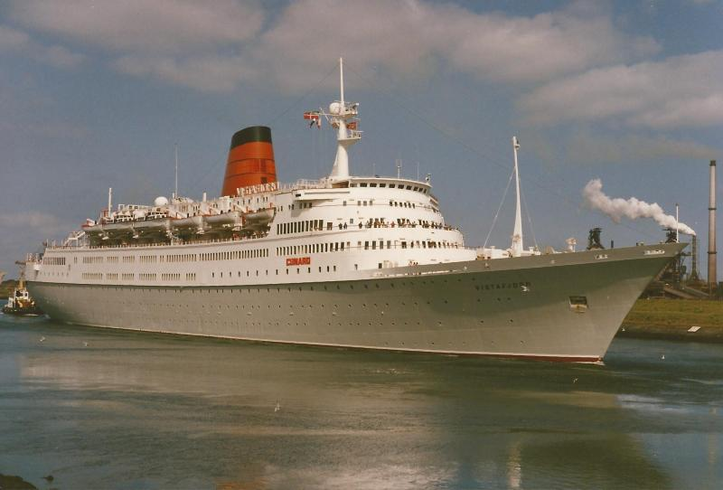 Illustration for article titled The Last Surviving Transatlantic Ocean Liners